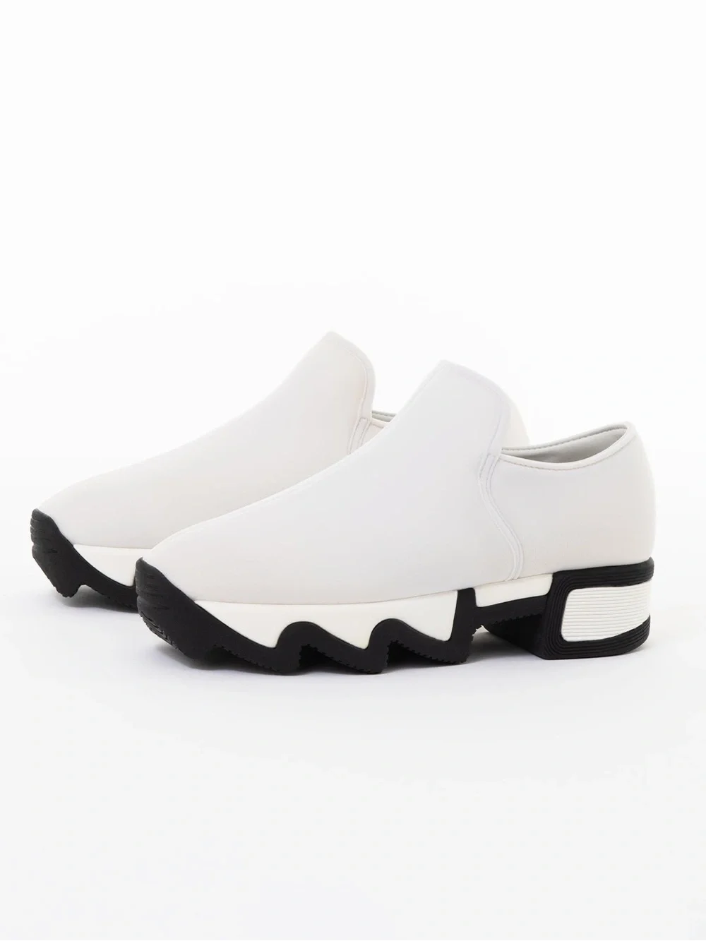 WES I White Low Top Sneaker NWOT - Size 41, Men’s 8, Women’s 11